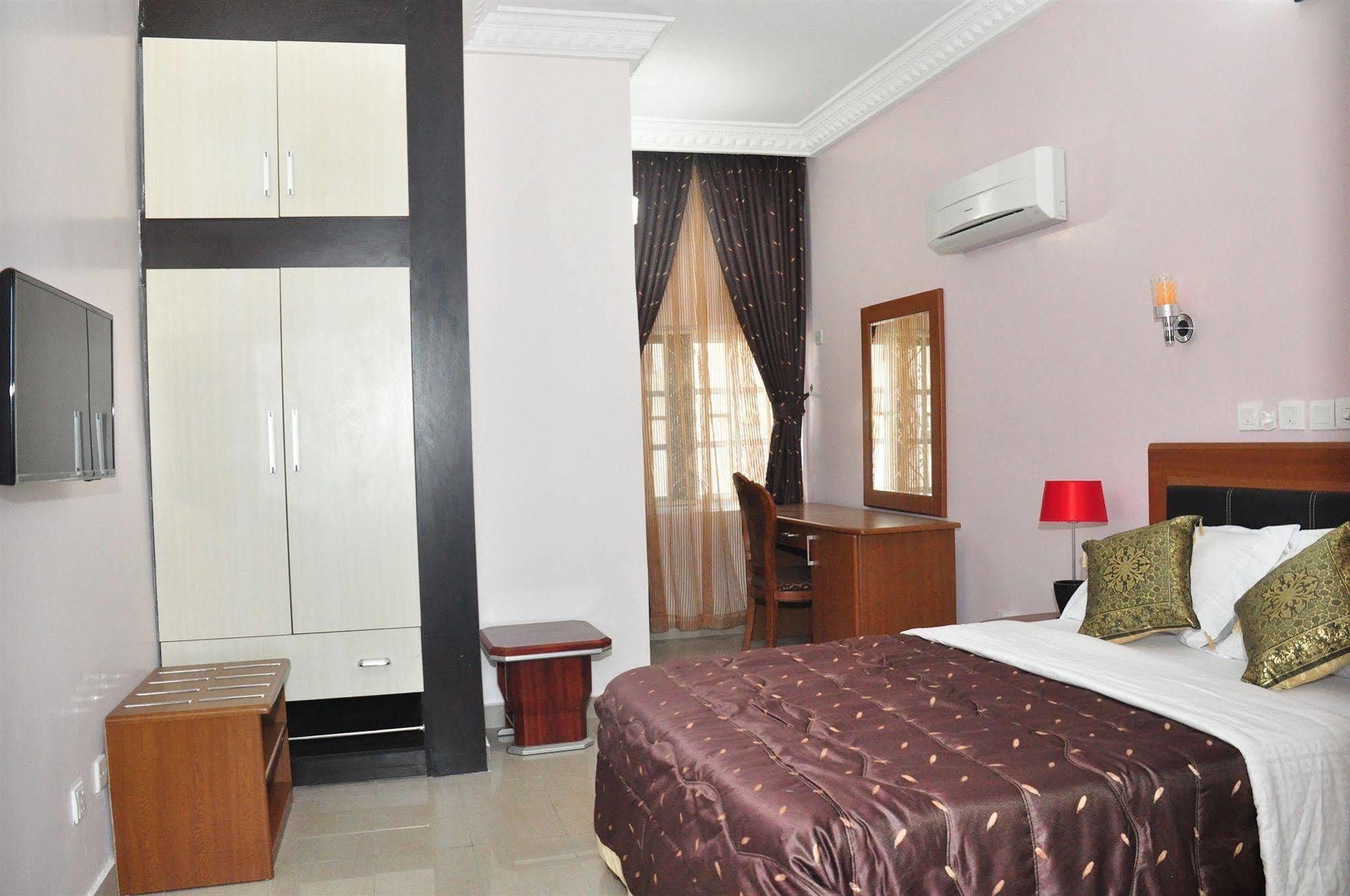 Hemas Hotel Abuja Exterior photo